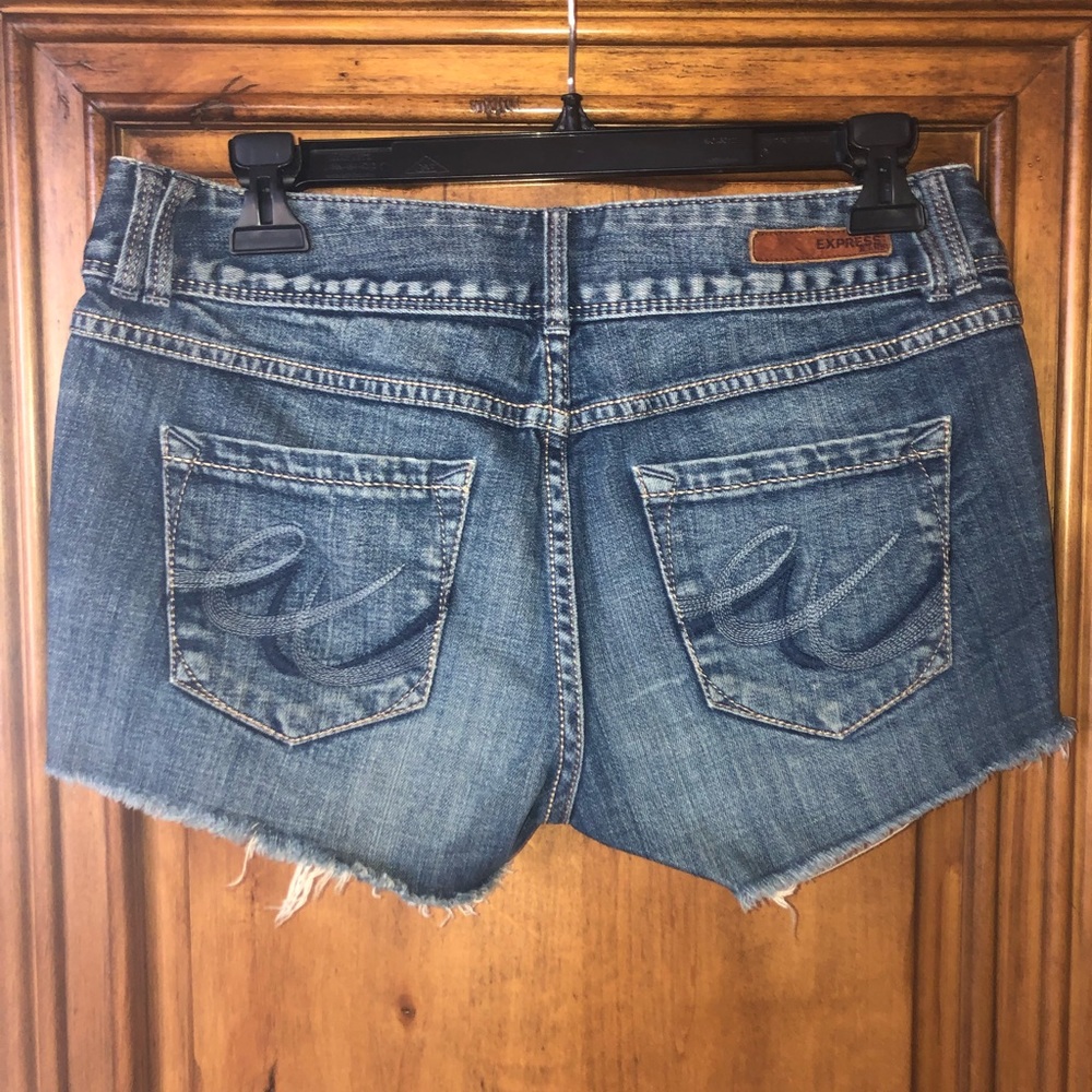 Express Jean Shorts - Picture 2 of 2
